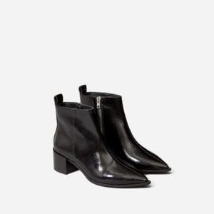 Everlane Boss Bootie - Patent leather Sz 7 *Brand new, never worn*